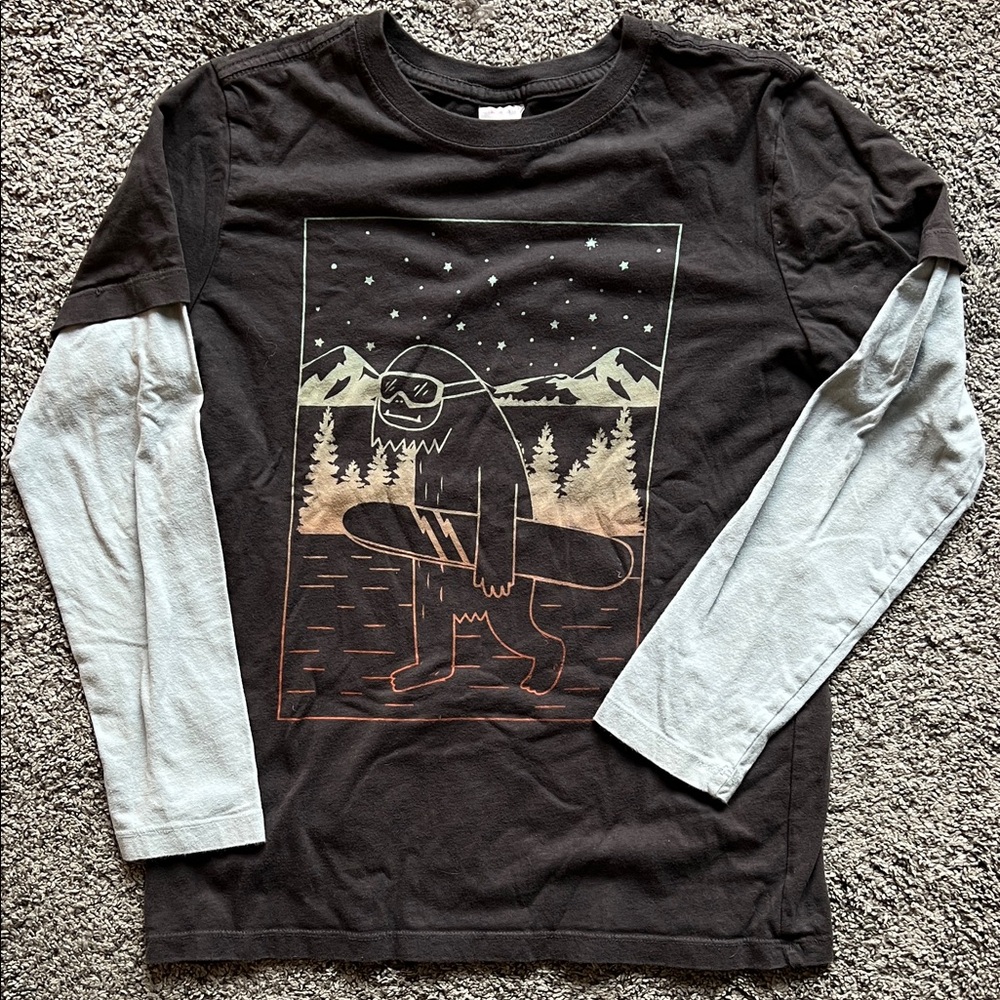 Yeti Snowboarder Graphic Long Sleeve Shirt